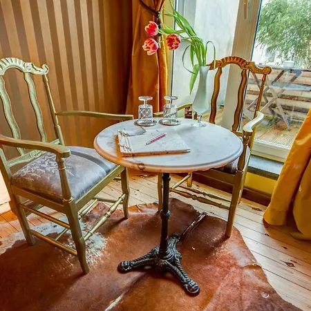 Bed & Breakfast Azee Ostend