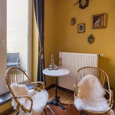 فندق مبيت وإفطار Azee 4*